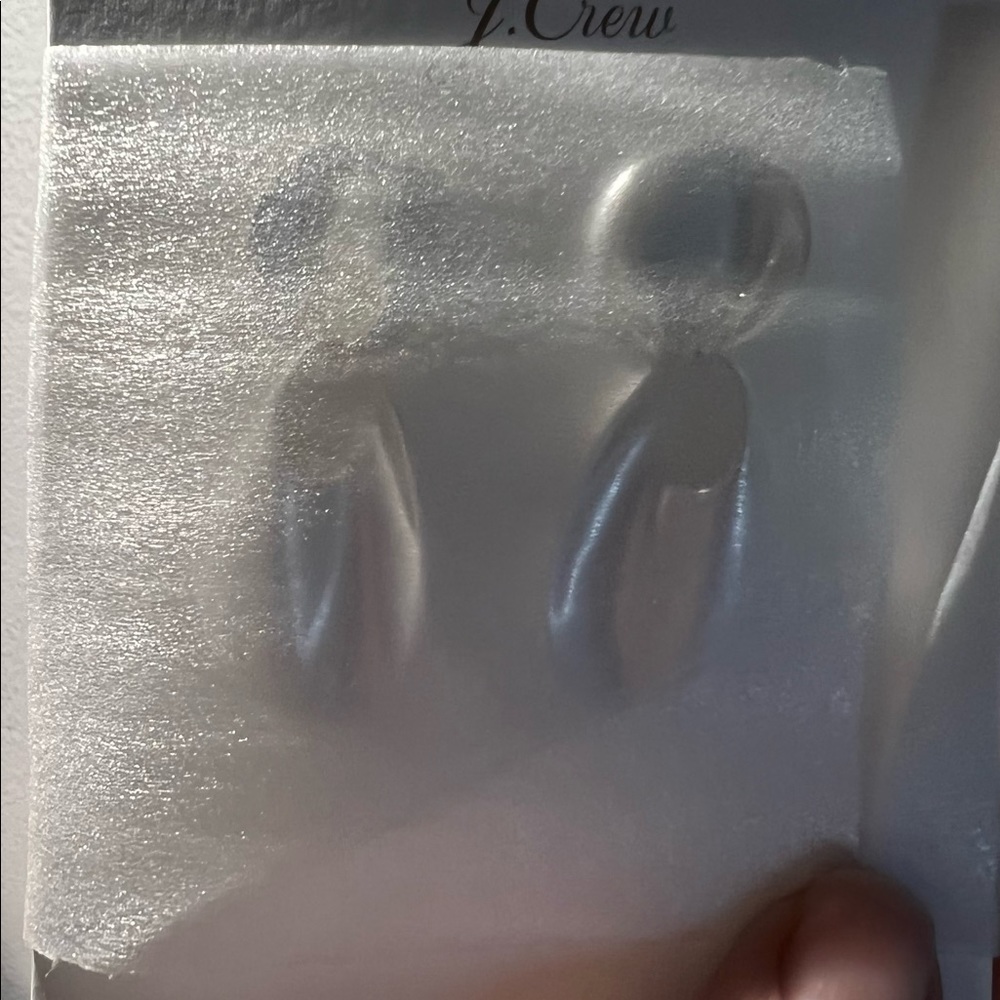 J. Crew metallic drop earrings. Silver mirror. Item # BG755. SOLD OUT ONLINE - Picture 7 of 11